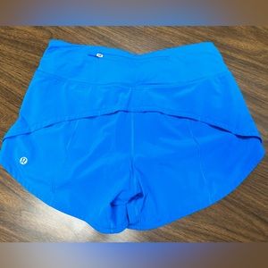 Lululemon Speed Up Mid-Rise Shorts in Poolside Size 4